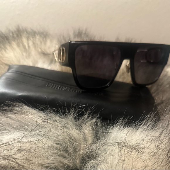 Christian Dior Black Sunglasses - Picture 1 of 4